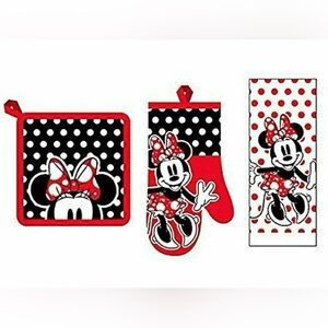 BNWT DISNEY MINNE MOUSE SURPRISE 3 PC KITCHEN SET TOWEL, POT HOLDER & OVEN MITT